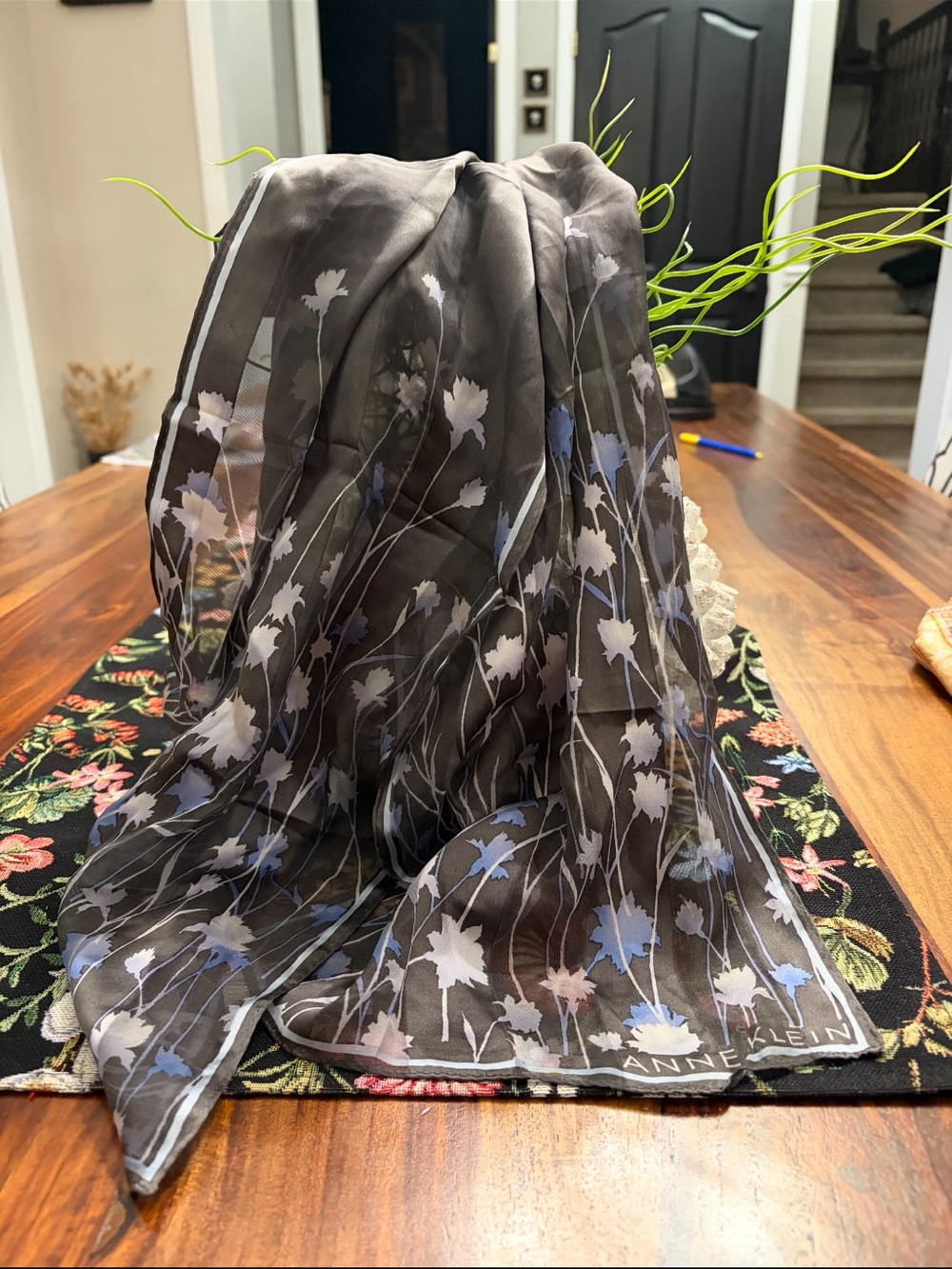 Vintage Anne Klein Charcoal Floral Sheer scarf  size  11 x 51 in